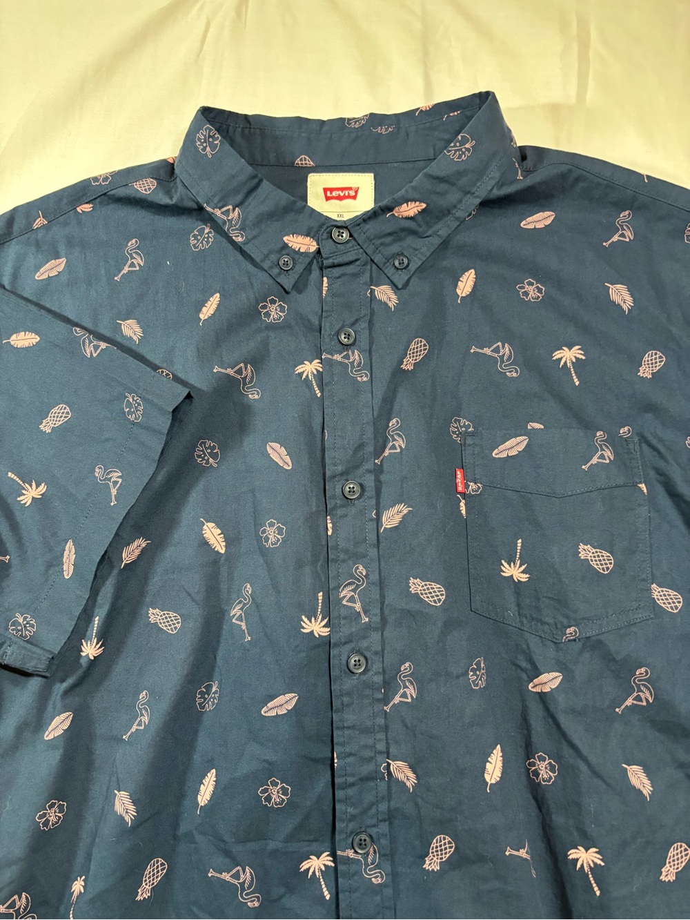 Levi's Navy Blue Short-Sleeve Button-Down Shirt with Light Pink Tropical Print
